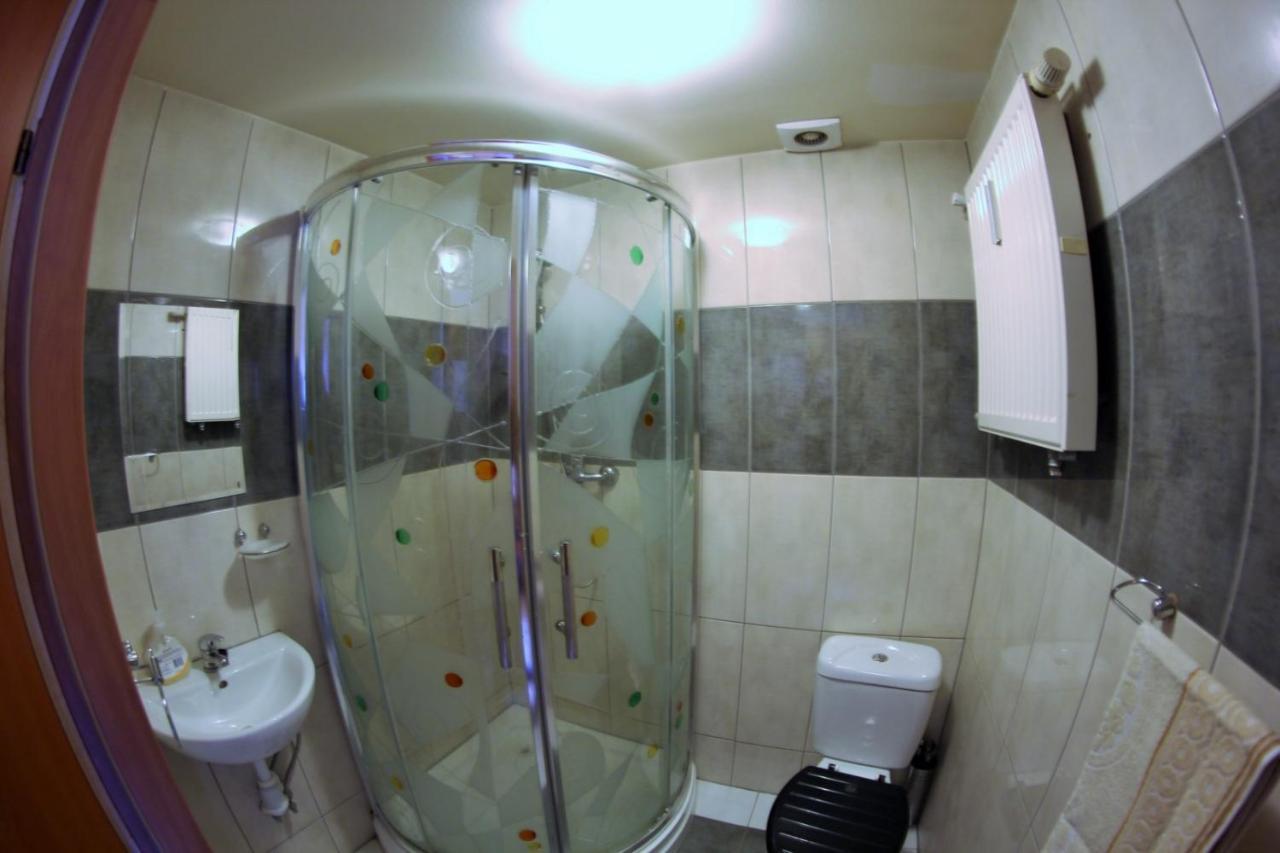 Gosciniec Glucholazy Zdroj Aparthotel Ngoại thất bức ảnh